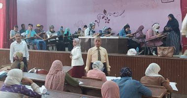 طلاب جامعة أسوان يبدأون امتحانات نهاية العام الدراسى