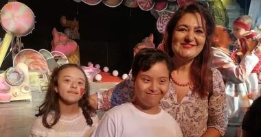 مسرح الشمس يستضيف ذوى الهمم من نادى العبور لمشاهدة مسرحية "كاندي كراش"