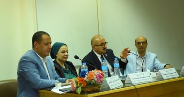 رئيس جامعة أسيوط يعقد اجتماعا طارئا مع أطباء معهد الأورام.. اعرف التفاصيل