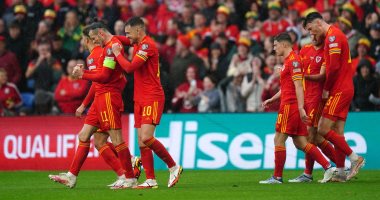 ويلز تقترب من التأهل لكأس العالم بعد تفوقها على أوكرانيا فى الشوط الأول