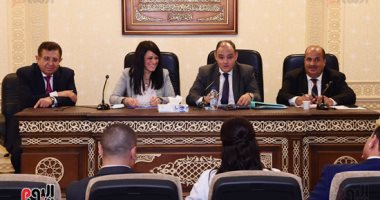 "اقتصادية النواب" تنظر تعديلات على 40 اتفاقية مبرمة بين الحكومة والبنك الدولى للتعمير 