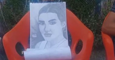 موهبة رائعة.. على أشرف يرسم أم كلثوم ومو صلاح وكل الفنانين والشخصيات العامة