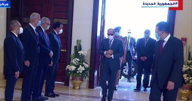 الرئيس السيسي يصل مقر افتتاح المعرض والمؤتمر الأفريقى الطبى الأول