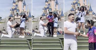يا فرحة ما تمت.. موظف فى ديزنى لاند يفسد عرض زواج بأغرب طريقة فى باريس