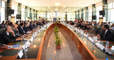 ‪البورصة المصرية تطلق النسخة الثالثة من مؤتمر البورصة للتنمية بقنا"