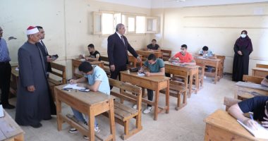 رئيس جامعة الأزهر يتفقد لجان امتحانات الشهادة الثانوية الأزهرية بشبين الكوم