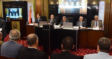 رئيس "محلية النواب" يهاجم هيئة الطرق والكبارى خلال مناقشة طلبات إحاطة لمحافظة الجيزة   