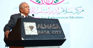 مشارك بمؤتمر الإفتاء: ترتيب البيت الإسلامى يبدأ من الدين وليس السياسة