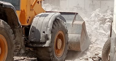 حى غرب الإسكندرية يرفع 400 طن مخلفات وأتربة