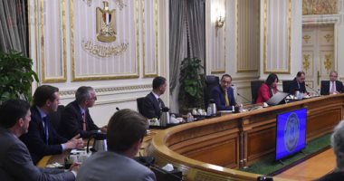 رئيس الوزراء يلتقى مجموعة من ممثلى كبرى صناديق الاستثمار العالمية