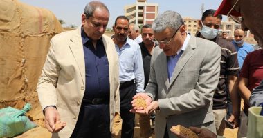 محافظ المنيا: استمرار الصوامع فى استقبال القمح رغم تحقيق المستهدف بنسبة 100%