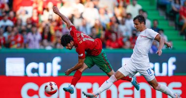 كانسيلو يخطف الأضواء من رونالدو ويقود البرتغال للفوز 2-0 ضد التشيك.. فيديو