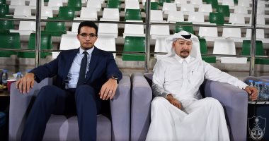 القنصل المصري فى جدة يحضر مباراة الجونة والأهلي السعودي