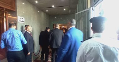 وزير العدل يلتقى رؤساء الهيئات القضائية بمجمع محاكم الإسكندرية