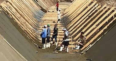 حياة كريمة بأسوان.. 65% نسبة تنفيذ المشروع القومى لتأهيل وتبطين الترع.. صور