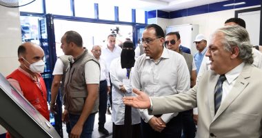مدبولى يتفقد وحدة طب ومدرسة قرية الحصص بالدقهلية بعد تطويرهما ضمن حياة كريمة 