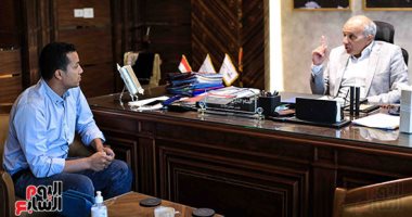 رئيس هيئة الطرق والكبارى يكشف لـ"اليوم السابع" كيف سيمنع الميكروباص من الوقوف على الدائرى.. ويؤكد: تخصيص حارة منعزلة للأتوبيس الترددى وبدأنا في إنشاء محطاته.. وسنحصل الكارتة إلكترونيا قريبا بمنظومة النقل الذكى