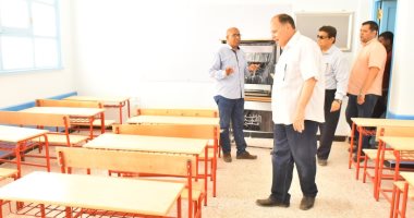محافظ أسيوط يتفقد مدرستى بنى رافع الابتدائية وجمال عبد الناصر بمنفلوط