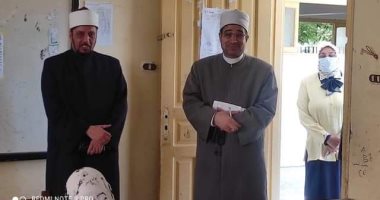 رئيس الإدارة المركزية والوكيل الشرعي للإسكندرية الأزهرية يتفقدان امتحانات الثانوية