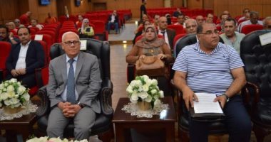 محافظ بورسعيد: 15 لجنة جاهزة لاستقبال 4971 طالبا وطالبة فى الثانوية العامة