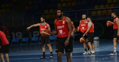 أدهم إليدا: وجودي مع منتخب مصر للسلة "أمر مذهل".. وواثق من تأهلنا لكأس العالم