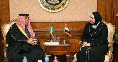 نيفين جامع تلتقى وزير التجارة السعودى فى جنيف على هامش اجتماعات المؤتمر الوزارى