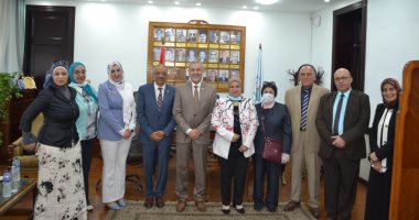 نائب رئيس جامعة الإسكندرية يستقبل فريق الهيئة القومية لضمان جودة التعليم