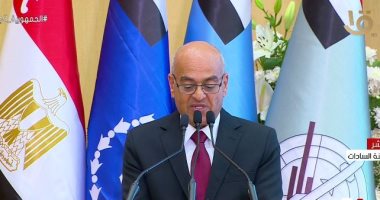 رئيس "الوطنية للإنتاج الحيوانى" يستعرض إنجازات الشركة أمام الرئيس السيسي