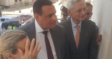 محافظ البحيرة والسفير الفرنسى يتفقدان مشروع بشاير الخير ومدينة رشيد الجديدة