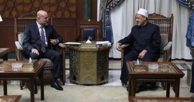 الرئيس الفلسطينى يشكر شيخ الأزهر على مراجعة مصحف "المسجد الأقصى"
