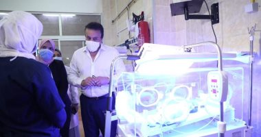 "وزير الصحة" يتفقد مستشفيات الإسكندرية.. استحداث قسم عمليات للقلب المفتوح بـ"جمال عبد الناصر".. عبد الغفار يوجه بعلاج طفلة مريضة قلب.. ويؤكد: مبادرات رئاسية جديدة للكشف عن سرطان الرئة والبروستاتا.. فيديو وصور