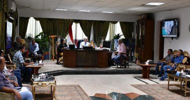 محافظ جنوب سيناء يتابع نسب التنفيذ بالمشروعات القومية والتنموية