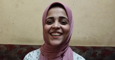 "ميرفت" فقدت بصرها منذ 10 سنوات وتعلم الأطفال المكفوفين طريقة برايل