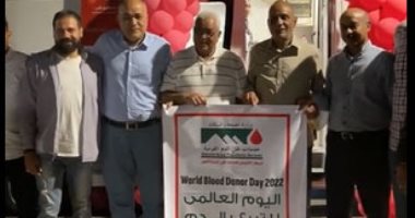 إقبال كبير من شباب الأقصر للتبرع بالدم على كورنيش النيل بفعاليات اليوم العالمي للتبرع.. مباشر