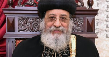 البابا تواضروس الثانى يستقبل عدد من الأساقفة والكهنة بالمقر الباباوى