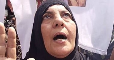 شاهد الفرحة والزغاريد من أسرة "قتيل بنها" بعد إحالة أوراق المتهمين للمفتى