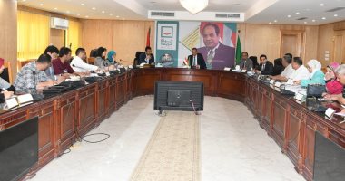 محافظ الفيوم يوجه بتكثيف عمل اللجان الفنية للانتهاء من كافة طلبات التصالح