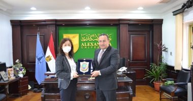 رئيس جامعة الإسكندرية يستقبل قنصل عام الصين لبحث تعزيز التعاون المشترك