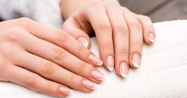 وصفات طبيعية لتقوية الأظافر فى المنزل .. من العسل لزيت الزيتون