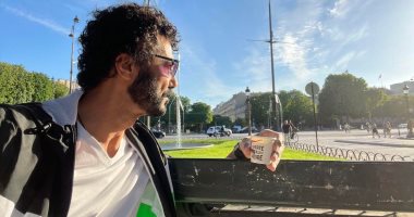 خالد النبوى من مدريد: بتعرف على كل حاجة من أول وجديد زي أيام ثانوي.. فيديو
