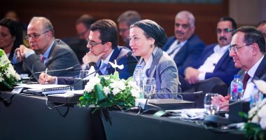 وزيرة البيئة تشارك بمائدة مستديرة حول القيادة الاستراتيجية لغاز شرق المتوسط