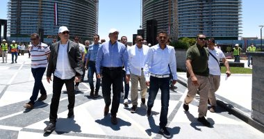 رئيس الوزراء يؤكد أهمية أعمال تطوير وتوسعة طريق إسكندرية / مطروح الساحلي