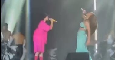 جينيفر لوبيز تغنى مع ابنتها إيمى فى حفل Blue Diamond Gala.. فيديو وصور