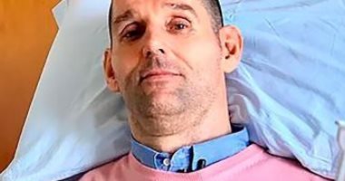 ماريو الإيطالى ينهى حياته بطريقة قانونية بضغط إصبعه على حقنة مميتة