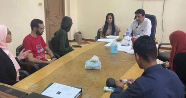 مدير بطولة العالم للسلاح يجتمع بالمتطوعين