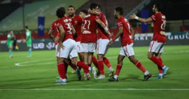 الأهلى يرتدى الزى الأحمر التقليدى أمام الزمالك فى قمة الليلة