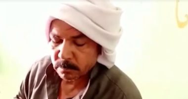 صدمته سيارة أثناء ذهابه للامتحان.. والد طالب الأزهر ضحية حادث طريق الإسكندرية: كنت ببيع آيس كريم بجانب عملى علشان أصرف على تعليمه.. ويؤكد: ابنى حافظ للقرآن وقبل وفاته قال لى هاتفوق علشان أعوض تعبك.. فيديو