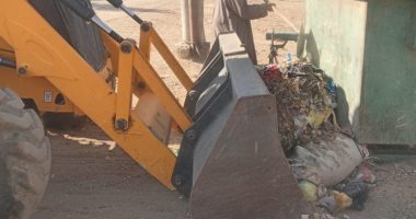 رفع 80 طن مخلفات بالشوارع وحول المدارس قبل بدء ماراثون الثانوية بالأقصر..صور