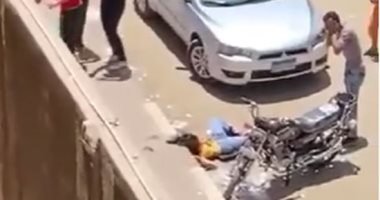 تفاصيل مصرع طالبة على يد زميلها أمام جامعة المنصورة قبل دخول الامتحان.. لايف
