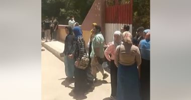 ارتياح بين الطلاب بعد انتهاء أول أيام الثانوية العامة بقنا.. فيديو